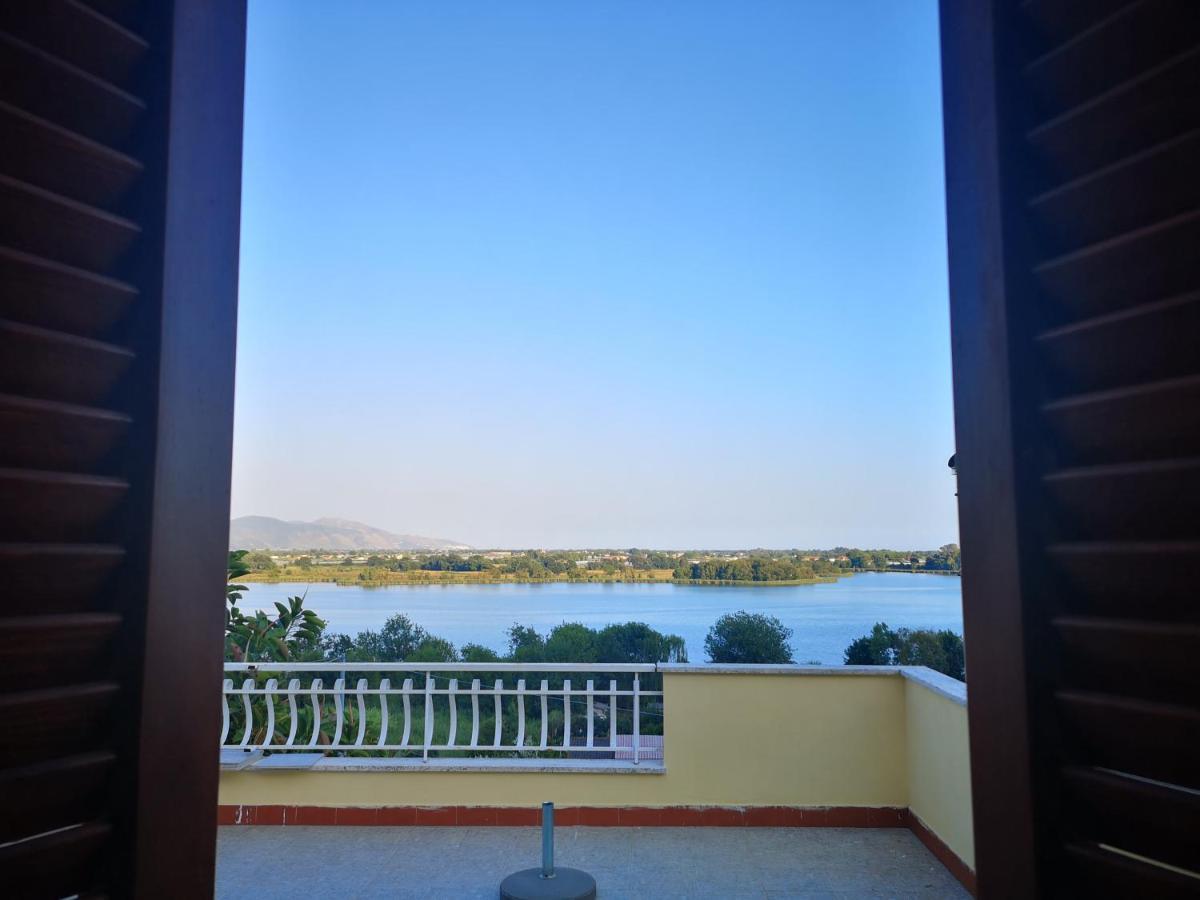 Sul Lago Dorato Терачина Екстериор снимка