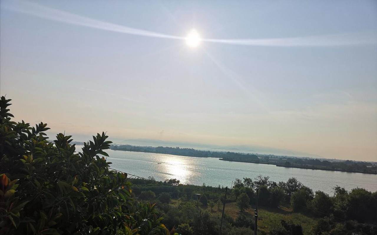 Sul Lago Dorato Терачина Екстериор снимка
